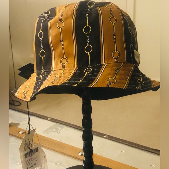 Gucci reversible bucket hat NWT - Picture 2 of 11